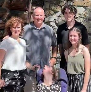 Meet your Posher, Steve